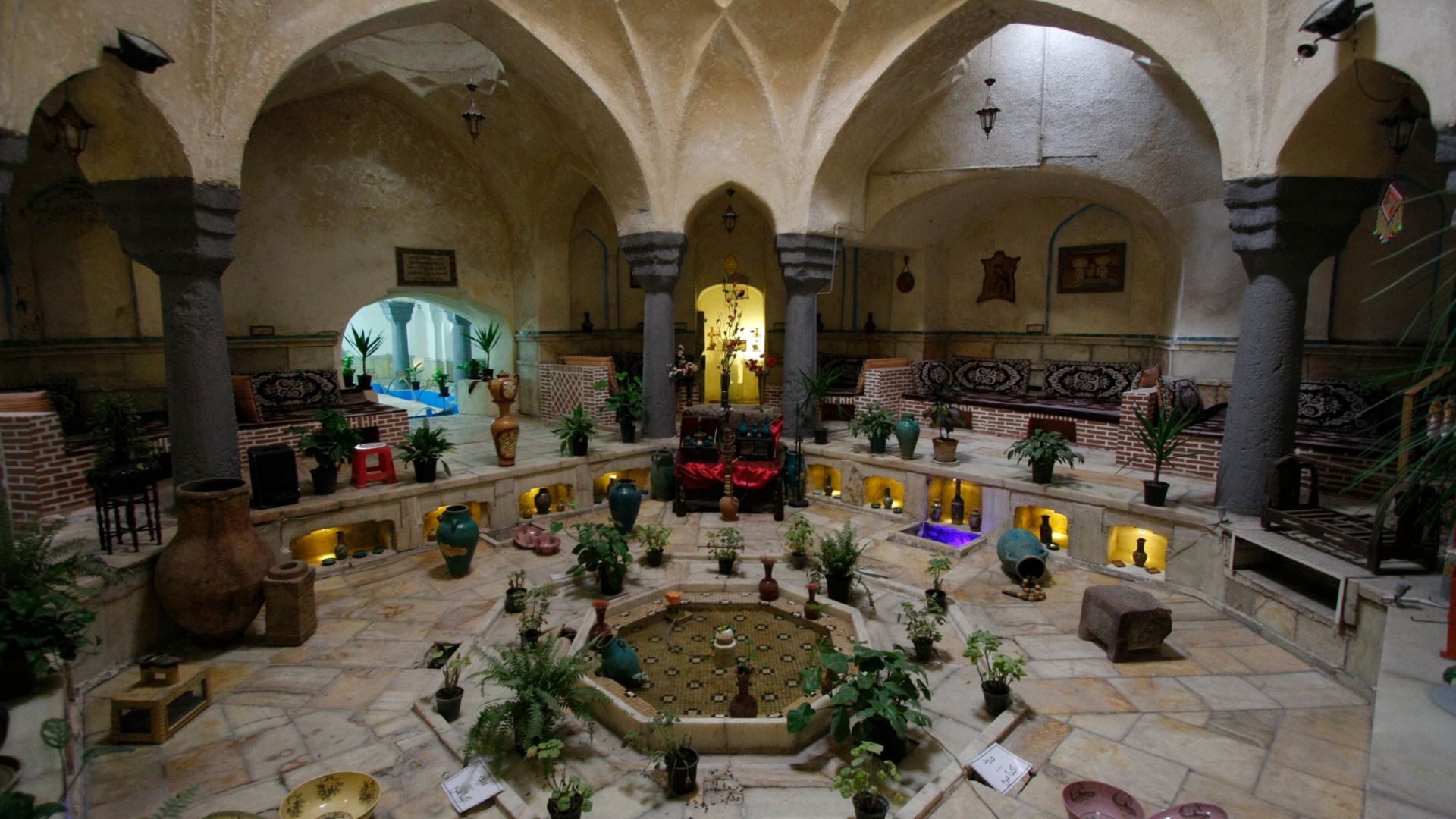 Investing-traditional-teahouse-chain-Oman (2)