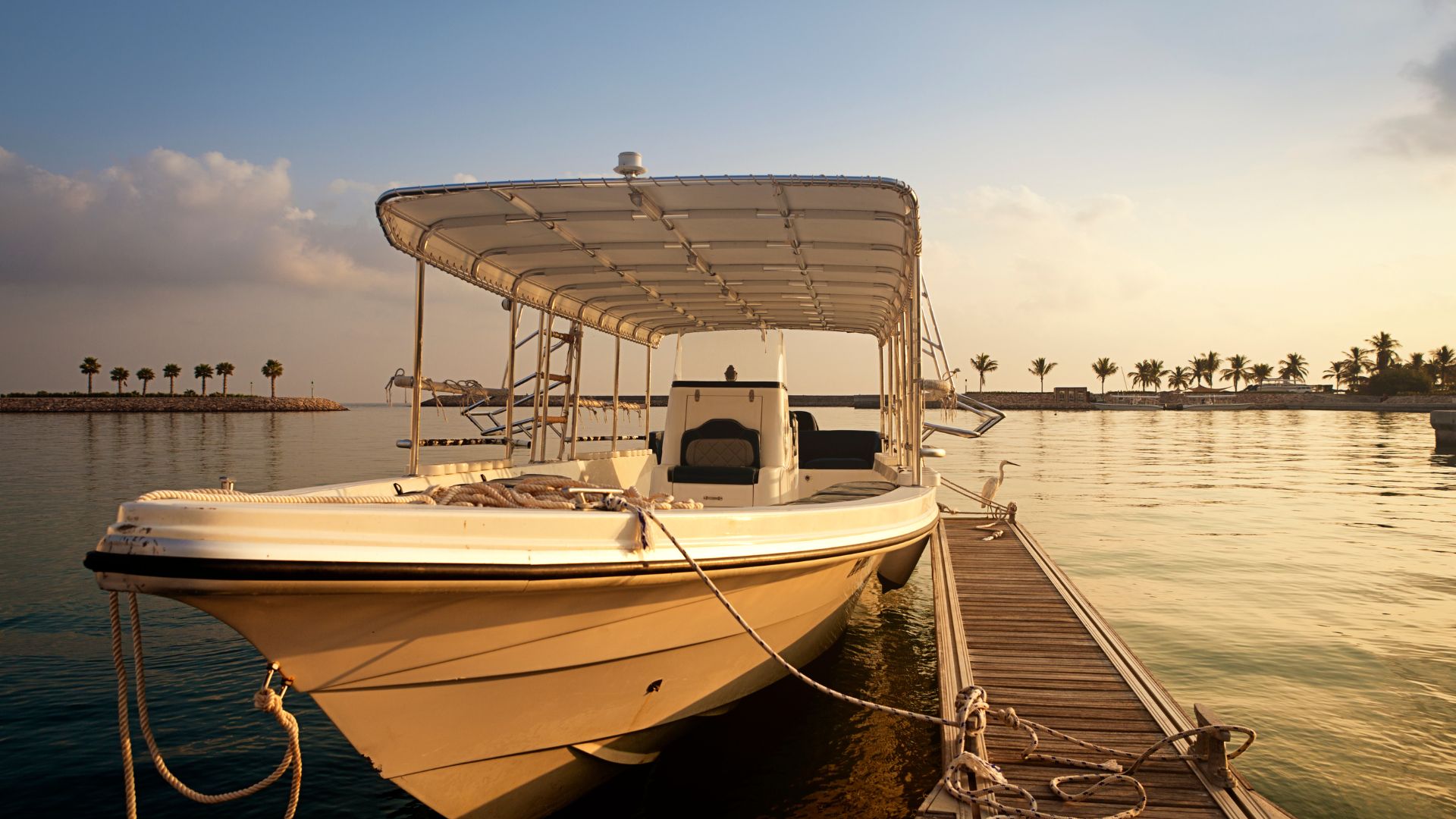 Yacht-Rental-Oman (3)