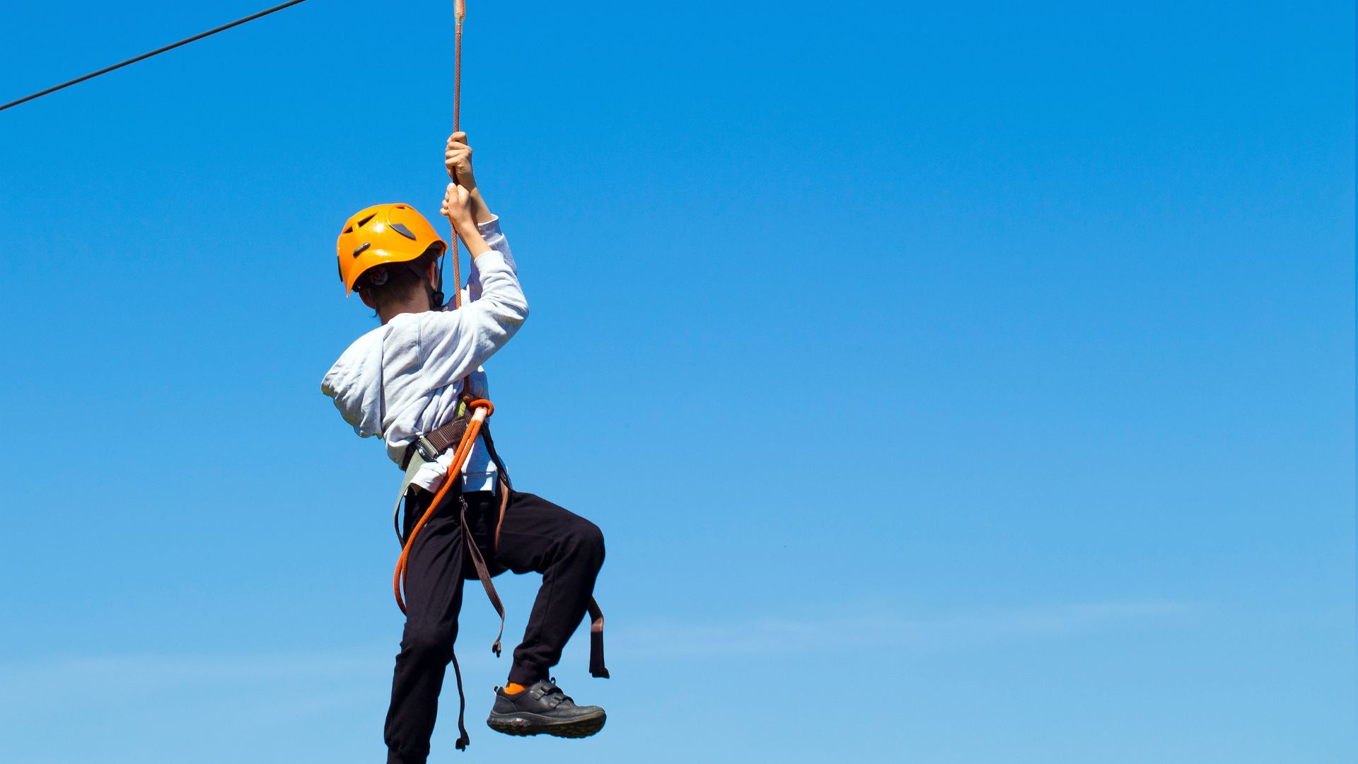 Zipline-Project-Oman (4)